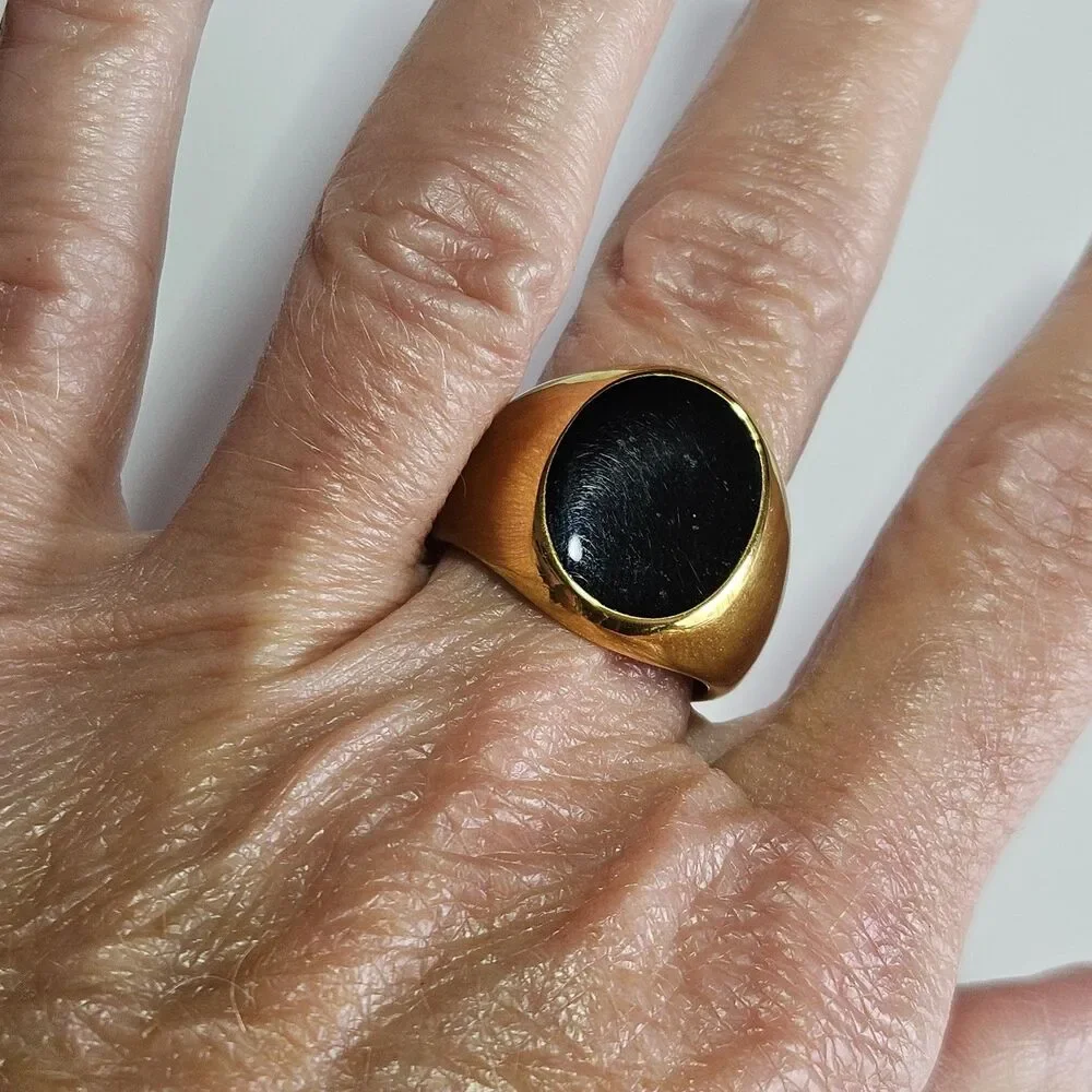 Gold Tone Black Oval Enamel Ring Chunky Size 8 - Picture 4 of 12